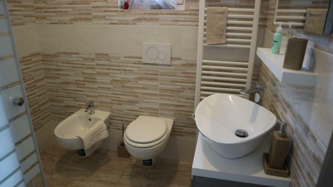 Rosa Dei Venti Sul Garda Apartment Bardolino Bagian luar foto